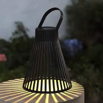 NKD Solar-Lampe zum Stellen oder Hängen, ca. 20x20x23,5cm Angebot
