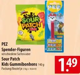Famila Nord Ost PEZ Spender-Figuren oder Sour Patch Kids Gummibonbons Angebot