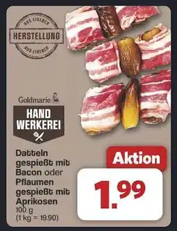 Famila Nord Ost Datteln gespießt mit Bacon oder Pflaumen gespießt mit Aprikosen Angebot