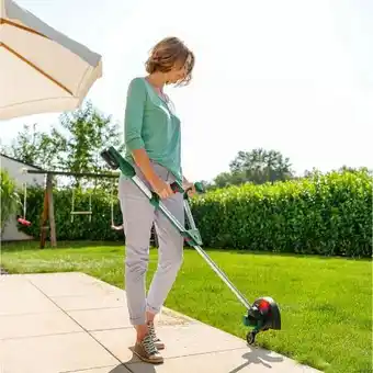 Hellweg Bosch Akku-Rasentrimmer Universal Grass Cut 18V-26 Angebot
