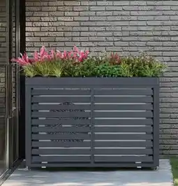 Aldi Süd elephant Wärmepumpenverkleidung mit Blumenkasten Angebot