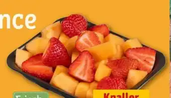 REWE Center Rewe Cantaloupe-Melone und Erdbeeren Angebot