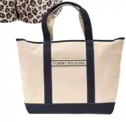 Peek & Cloppenburg* Düsseldorf Tommy hilfiger shopper Angebot