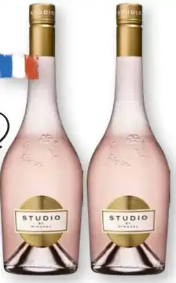 Scheck-in-Center Jolie-Pitt & Perrin Studio by Miraval Rose Angebot