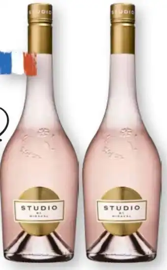 Scheck-in-Center Jolie-Pitt & Perrin Studio by Miraval Rose Angebot