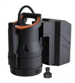Globus Baumarkt Primaster Akku Regenfasspumpe GRP 3000 PM Angebot