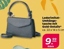 NETTO Lederimitat Umhängetasche mit Gold-Details Angebot
