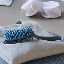 NKD Textil- und Polsterbürste, ca. 29x8x7,5 cm Angebot