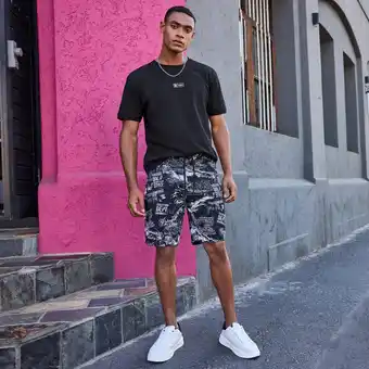 NKD Herren-Bermudas mit Allover-Druck Angebot