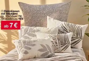 Woolworth Dekokissen mit Stickerei Angebot