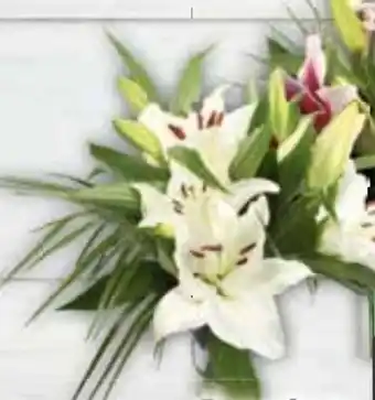 E-Center Premium Rosen-Lilien Orientalstrauß Angebot