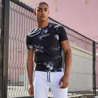 NKD Herren-T-Shirt mit All-Over-Print Angebot