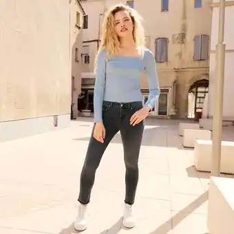 NKD Damen-Jeans mit offenen Kanten, NKD-MIAMI Angebot