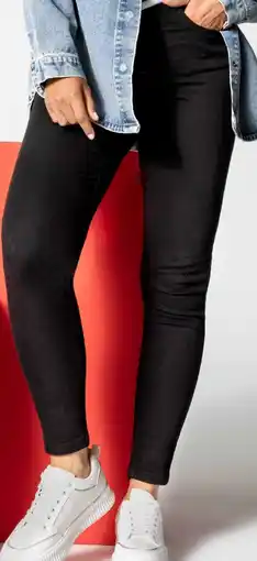 KiK Damen Basic Jeanshose Angebot