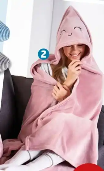 PENNY Home Ideas Living Kuscheldecke mit Kapuze Angebot
