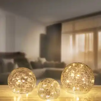NKD LED-Glaskugel-Set mit verschiedenen Größen Angebot