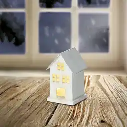 NKD LED-Haus, klein, ca. 5,5x5,5x10,5cm Angebot