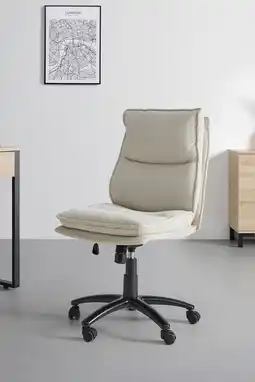 Mömax Drehstuhl Angebot