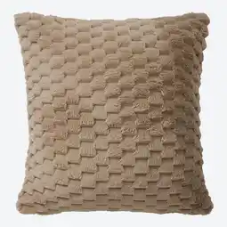 NKD Kissenhülle mit flauschigem Material, ca. 40x40 cm Angebot