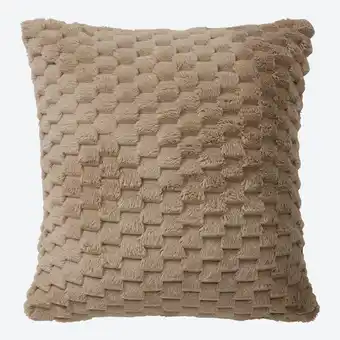NKD Kissenhülle mit flauschigem Material, ca. 40x40 cm Angebot