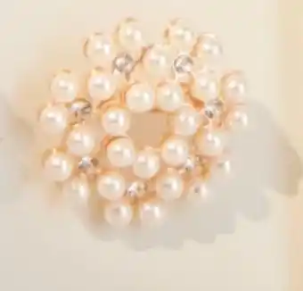 Woolworth Broschen Angebot