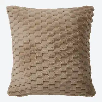 NKD Kissenhülle mit flauschigem Material, ca. 40x40 cm Angebot