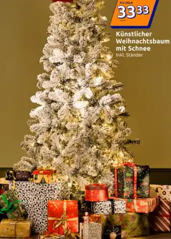 Action Künstlicher Weihnachtsbaum mit Schnee Angebot