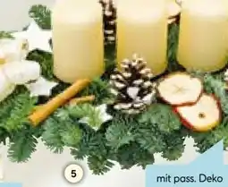 Hellweg Adventsgestecke Angebot