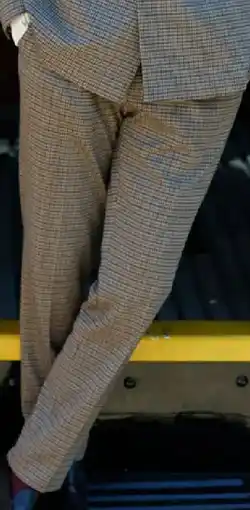 Peek & Cloppenburg Hamburg FINSHLEY & HARDING LONDON Hose Angebot