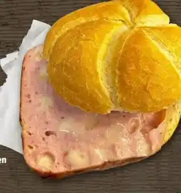 REWE Center Rewe Käsefleischkäse im Brötchen Angebot