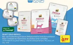 Fressnapf SELECT GOLD MEDICA Nass- und Trockennahrung für Katzen. Angebot
