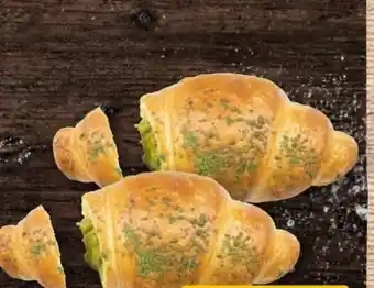 REWE Center Rewe Back-Station Croissant mit Pistaziencreme Angebot