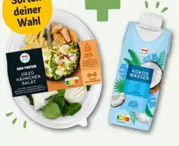 REWE Center Rewe to go Salatschale + Kokoswasser Angebot