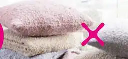 Mömax Zierkissen Berkley Angebot