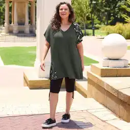 NKD Damen-Capri-Leggings mit Raffung, große Größen Angebot