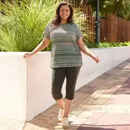 NKD Damen-Capri-Leggings mit Knöpfen, große Größen Angebot
