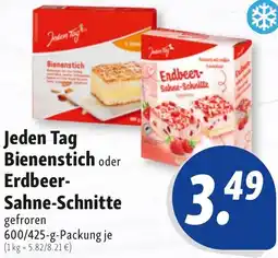 Nah & Frisch Jeden Tag Bienenstich oder Erdbeer Sahne-Schnitte Angebot