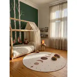 Netto Marken-Discount Kinderteppich Mondphasen Creme 120x120 cm Waschbar Angebot