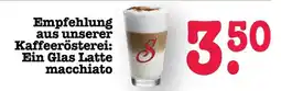 Scheck-in-Center Ein Glas Latte macchiato Angebot