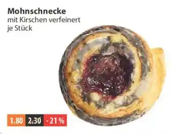 Mohnschnecke mit Kirschen verfeinert