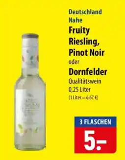 Famila Nord Ost Fruity Riesling, Pinot Noir oder Dornfelder Angebot