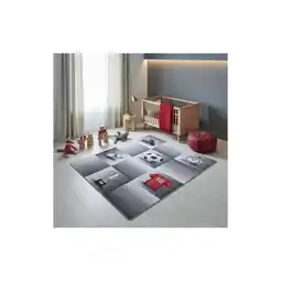 Netto Marken-Discount Spielteppich TRAUN in Grau, mit Fußball-Motiv, 140 x 200 cm Angebot