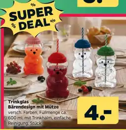 Netto Trinkglas Bärendesign mit Mütze Angebot