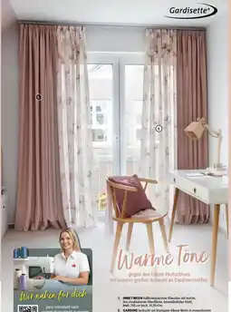 TTL GARDINE bedruckt mit blumigem Allover-Motiv in monochromer Angebot