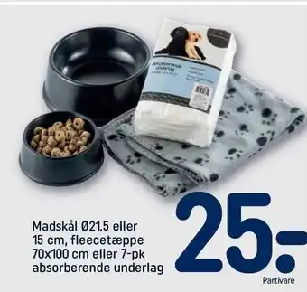 Madskål, fleecetæppe el. absorberende underlag