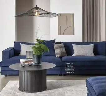 Ilva Agir xl sofa el. puf, lida plaid, focus sofabord, flowing pendel, cornelia galleri el. cancun tæppe tilbud