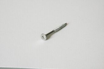 Skrue a4 torx tilbud hos Thansen