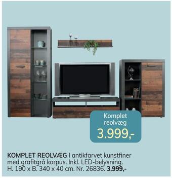 Komplet reolvæg