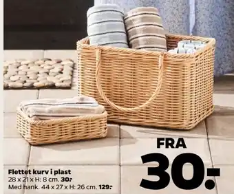 Flettet kurv i plast