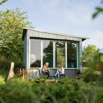 Glamping i den grønne hytte hos kattholt
